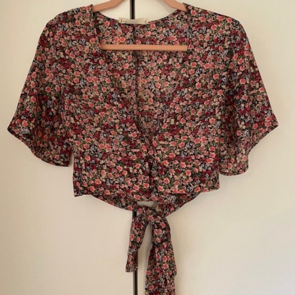 Frankie Phoenix Cropped Flower Blouse - Picture 1 of 1